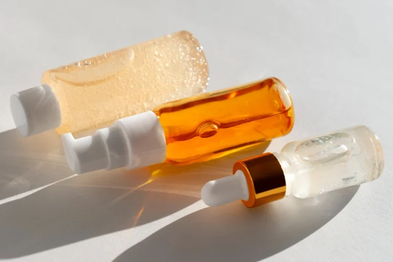 Ampoule dalam Skincare Korea: Apa Bedanya dengan Serum?