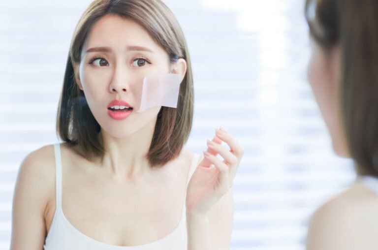 Cara Mengurangi Minyak Berlebih di Wajah