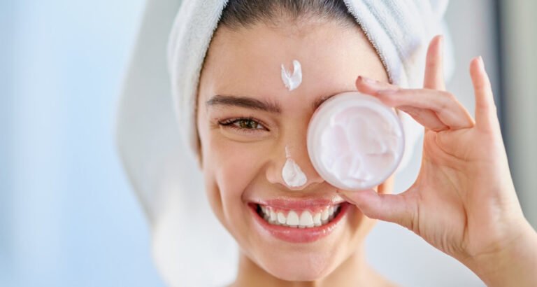 Tips Skincare agar Kulit Tetap Sehat di Cuaca Panas